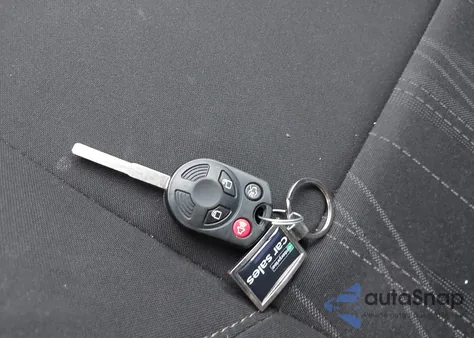 2017 Ford Focus Se z USA, uszkodzony, nr VIN 1FADP3K21HL233138